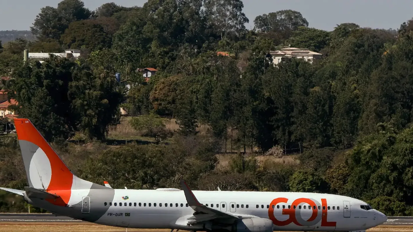 Avião da Gol em pátio de aeroporto (foto de arquivo)
